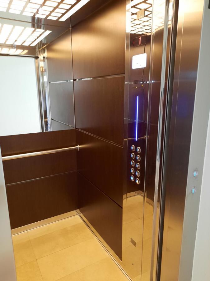 Târgu-Mureş New Grey Residence Apartament מראה חיצוני תמונה